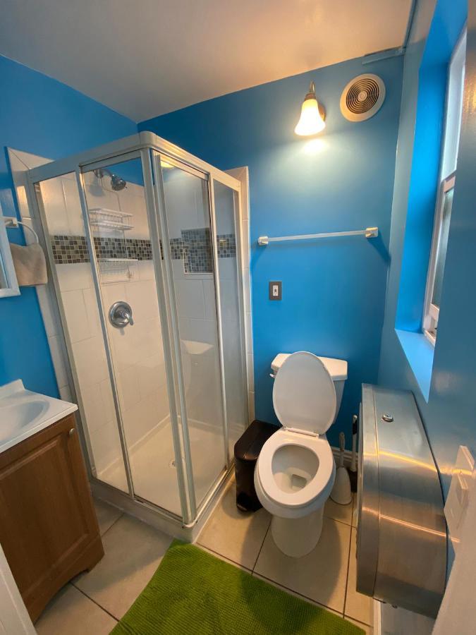 Small Private La Bedroom W Wifi - Private Fridge - Ac Near Usc - Exposition Park - Usc Memorial Coliseum - Banc Of California Bmo Stadium - Downtown Los Angeles Dtla - University Of Southern California Usc!!! Luaran gambar