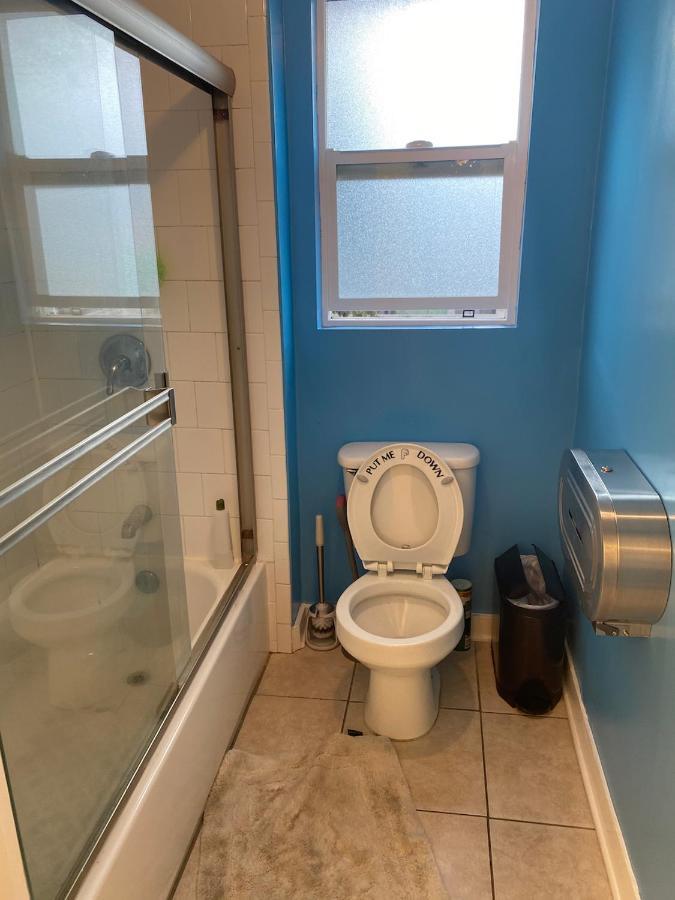 Small Private La Bedroom W Wifi - Private Fridge - Ac Near Usc - Exposition Park - Usc Memorial Coliseum - Banc Of California Bmo Stadium - Downtown Los Angeles Dtla - University Of Southern California Usc!!! Luaran gambar