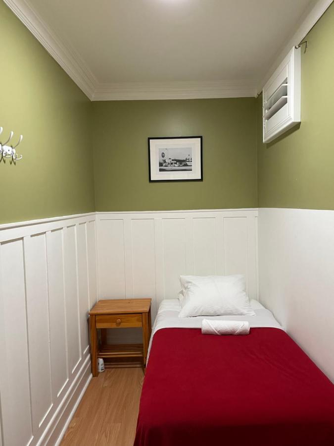 Small Private La Bedroom W Wifi - Private Fridge - Ac Near Usc - Exposition Park - Usc Memorial Coliseum - Banc Of California Bmo Stadium - Downtown Los Angeles Dtla - University Of Southern California Usc!!! Luaran gambar
