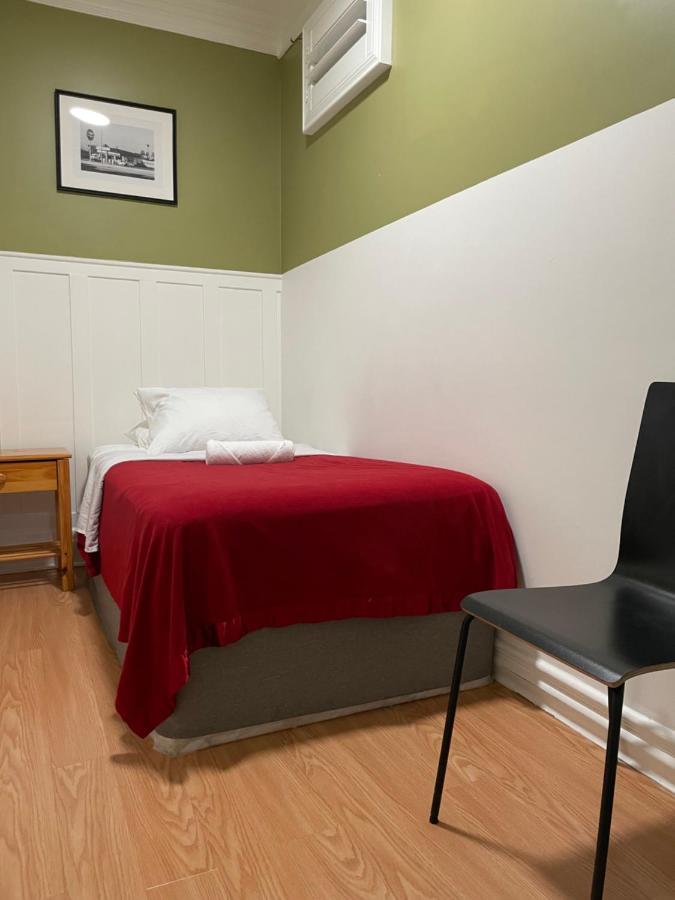 Small Private La Bedroom W Wifi - Private Fridge - Ac Near Usc - Exposition Park - Usc Memorial Coliseum - Banc Of California Bmo Stadium - Downtown Los Angeles Dtla - University Of Southern California Usc!!! Luaran gambar